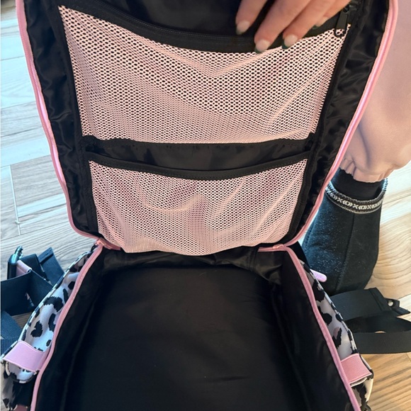 Wolfpak backpack - Picture 3 of 6